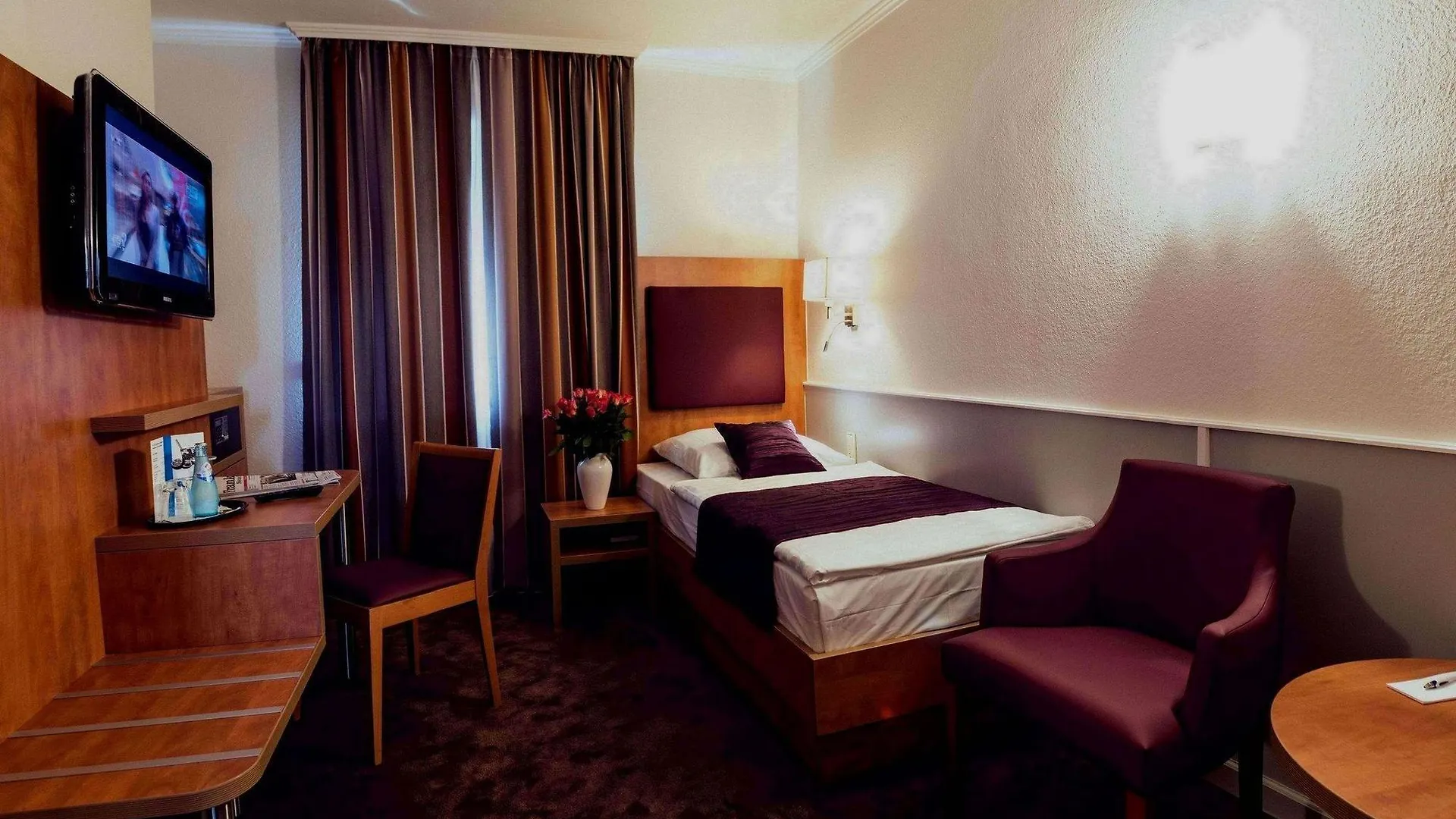 Hotel Niederrad - Self Check In Frankfurt am Main 3*,  Tyskland