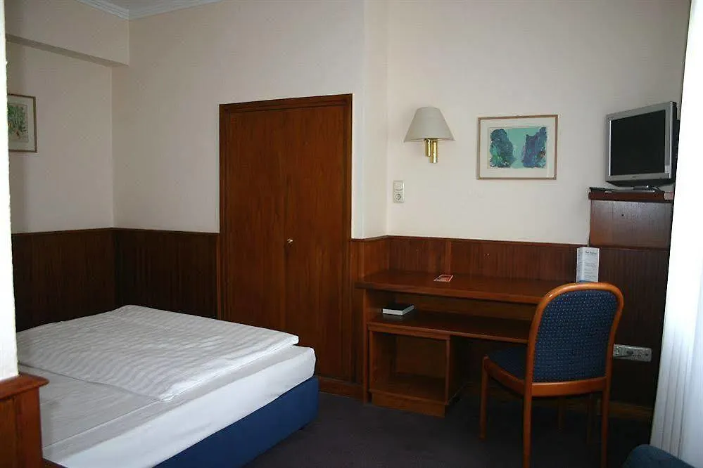 Hotel Niederrad - Self Check In Frankfurt am Main