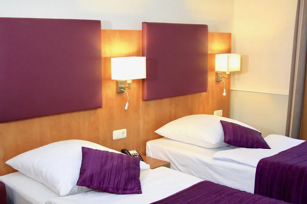 Hotel Niederrad Frankfurt am Main 3*,  Germany